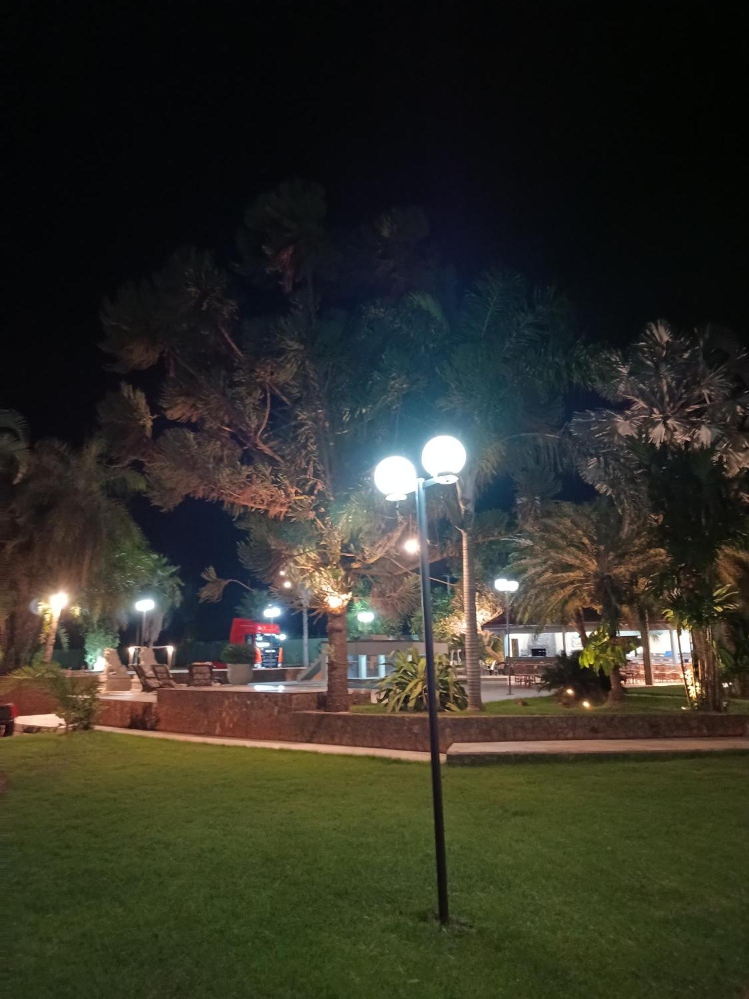 Parque Das Arvores Hospedagem E Eventos Barretos Eksteriør billede